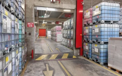 Stockage de produits dangereux : réglementation, obligations et solutions de rétention
